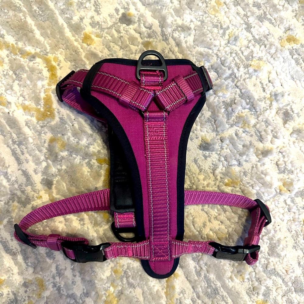 KONG Max Neoprene Padded Dog Harness Medium Pink